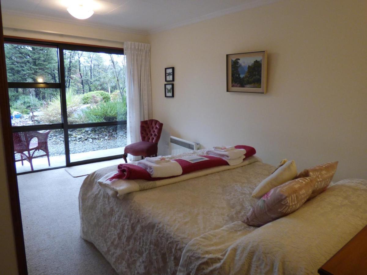 Avarest Bed & Breakfast Saint Arnaud Bagian luar foto