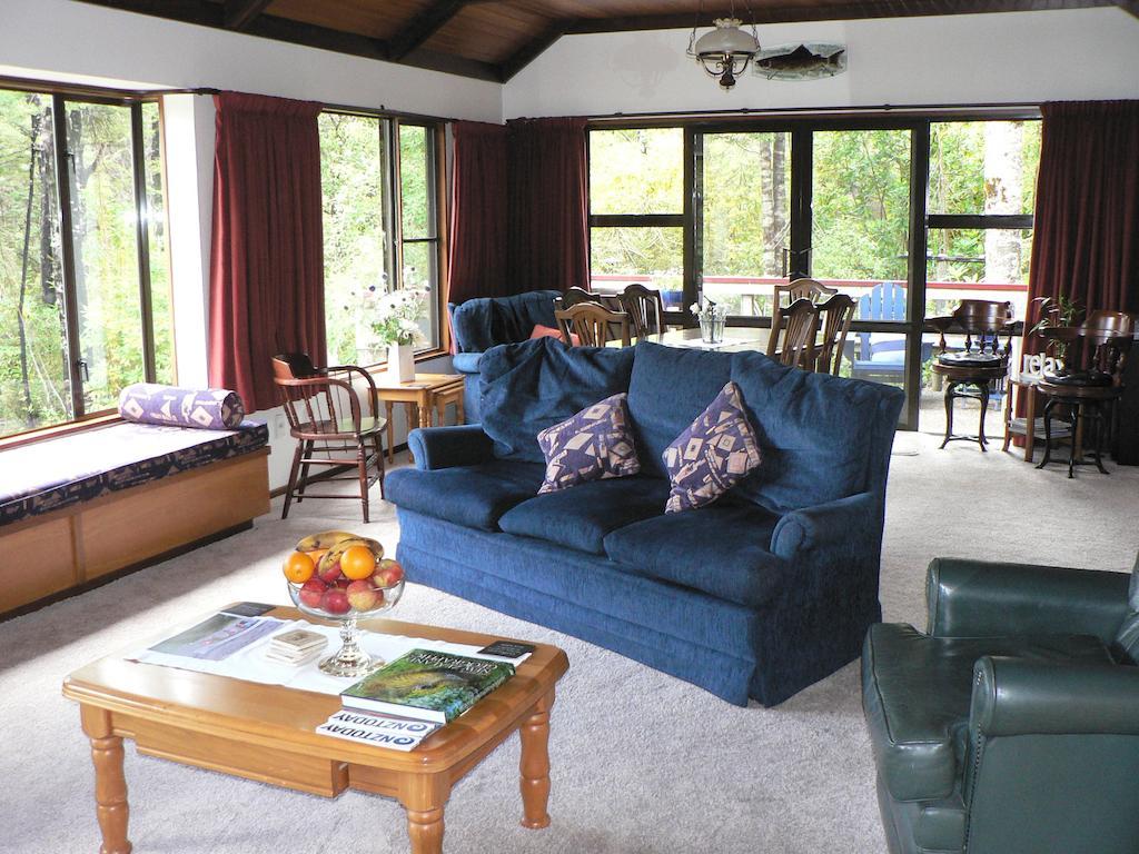 Avarest Bed & Breakfast Saint Arnaud Bagian luar foto