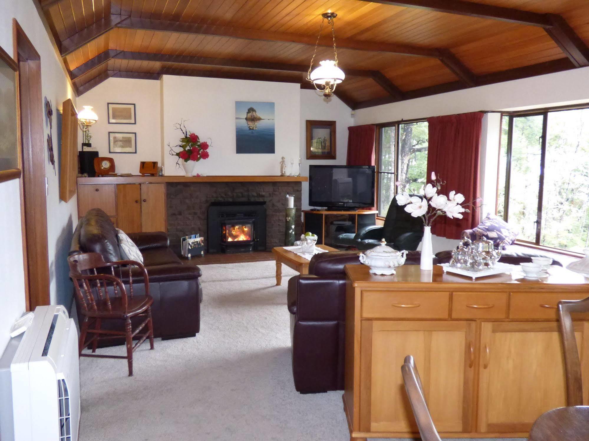 Avarest Bed & Breakfast Saint Arnaud Bagian luar foto