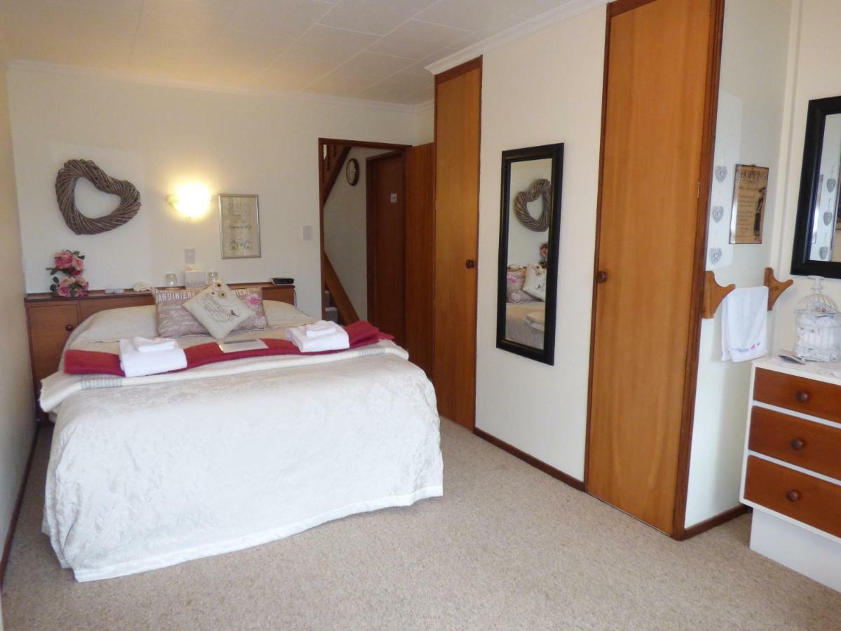 Avarest Bed & Breakfast Saint Arnaud Bagian luar foto